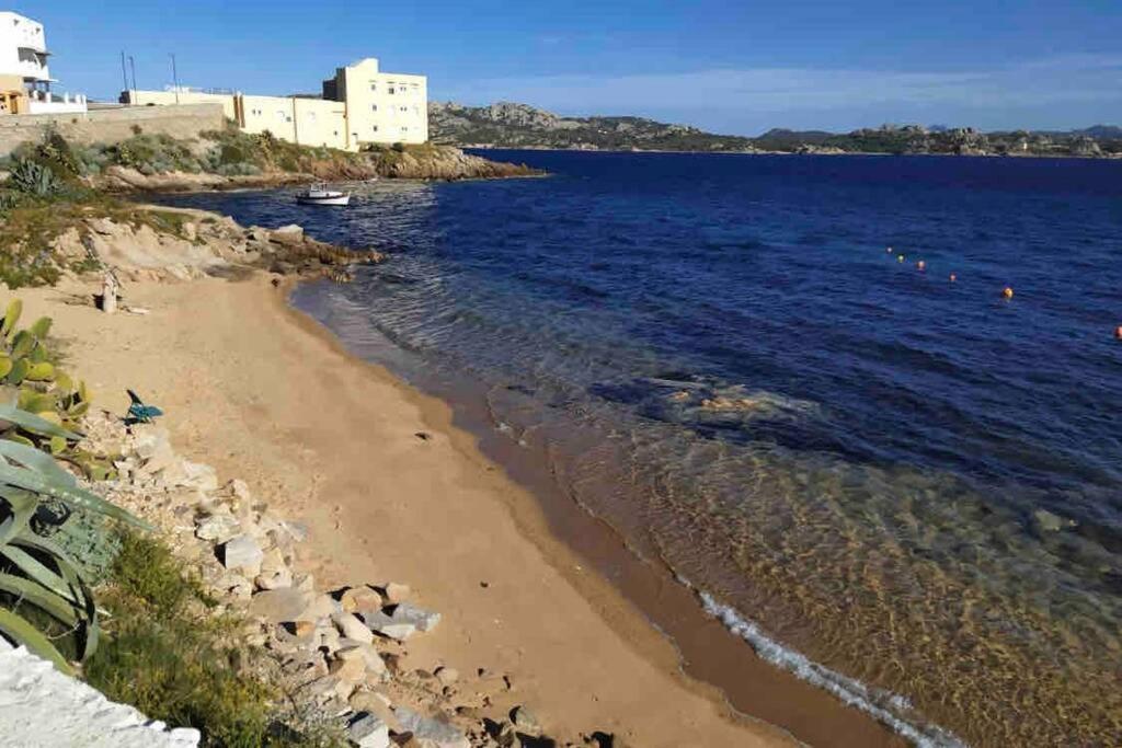 Casa Maddalenina Con Giardino, Vicino Al Mare! Leilighet La Maddalena  Eksteriør bilde