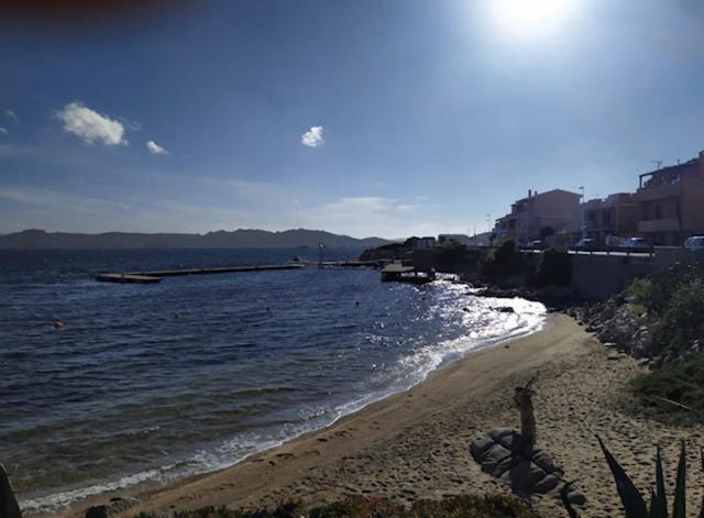 Casa Maddalenina Con Giardino, Vicino Al Mare! Leilighet La Maddalena  Eksteriør bilde